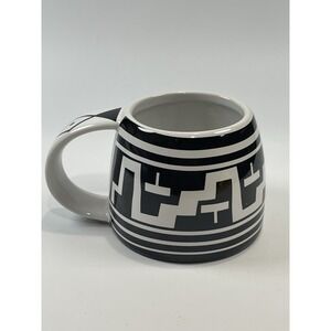 The Treasure‎ Chest Las Cruces NM  Aztec Black White Coffee Mug  No. 8  1998